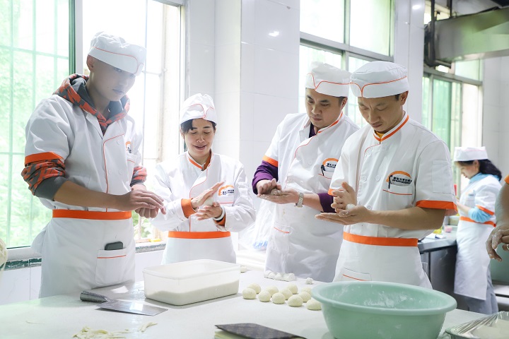 香蕉视频成人早餐學好技術去哪裏學好_早餐技術香蕉视频成人去哪裏學最好_專業香蕉视频成人早餐早點