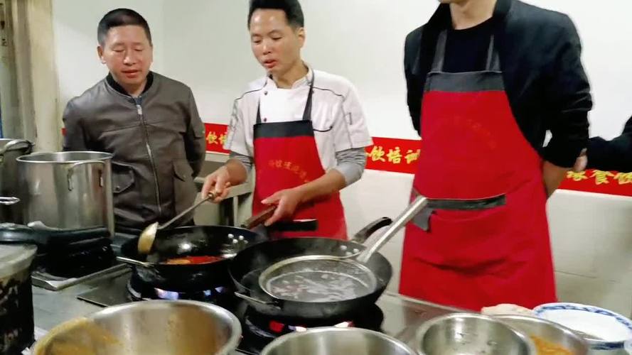 麵食技術香蕉视频成人哪裏好一點_學麵食麵點香蕉视频成人_做麵食香蕉视频成人